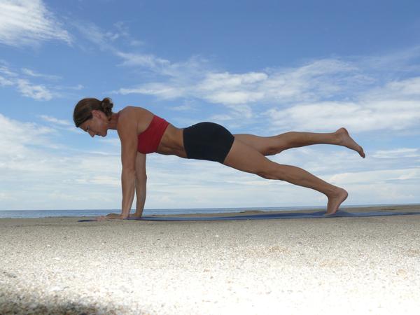 sayulita yoga beach