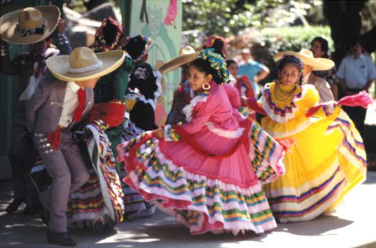 sayulita traditional dance