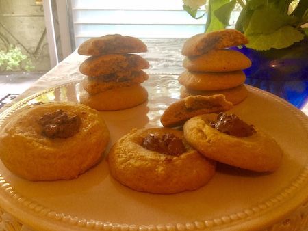 Live, Love, & Eat in Sayulita: Nutella Stuffed Cookies