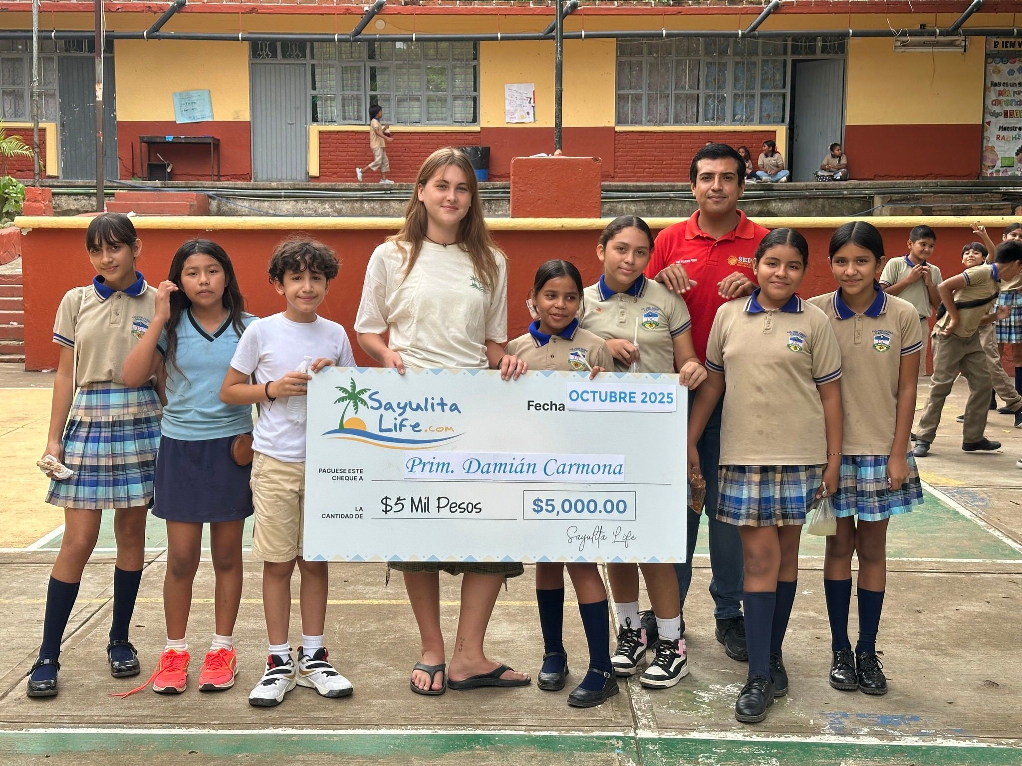 Sayulita Life’s October Donation: Bringing Technology to Sayulita’s Primary School