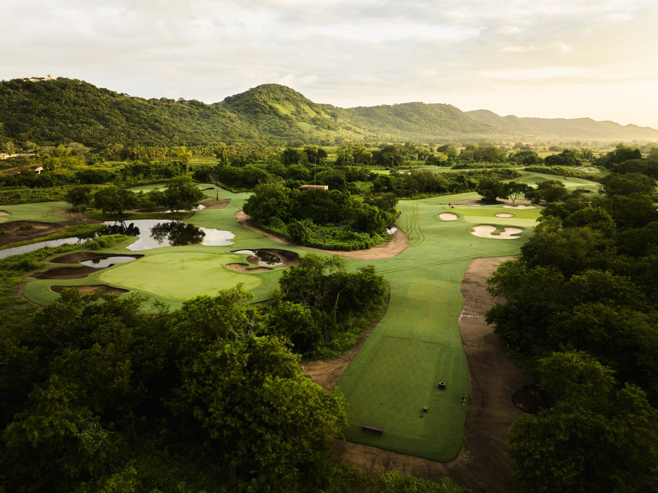 Luxury, Golf & Nature: Meet Mandarina Golf Club