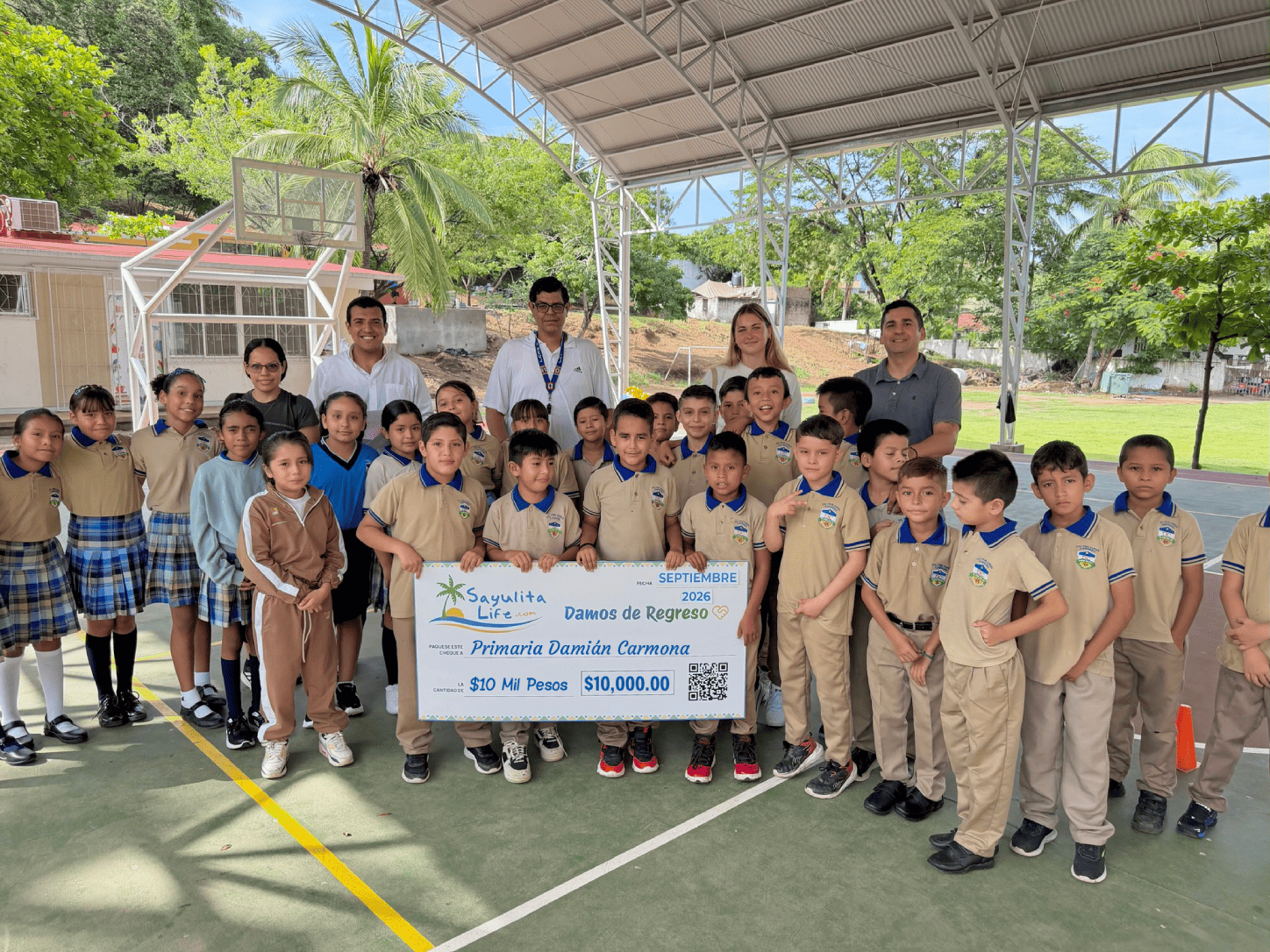 Sayulita Life Gives Back: Supporting Primaria Damián Carmona